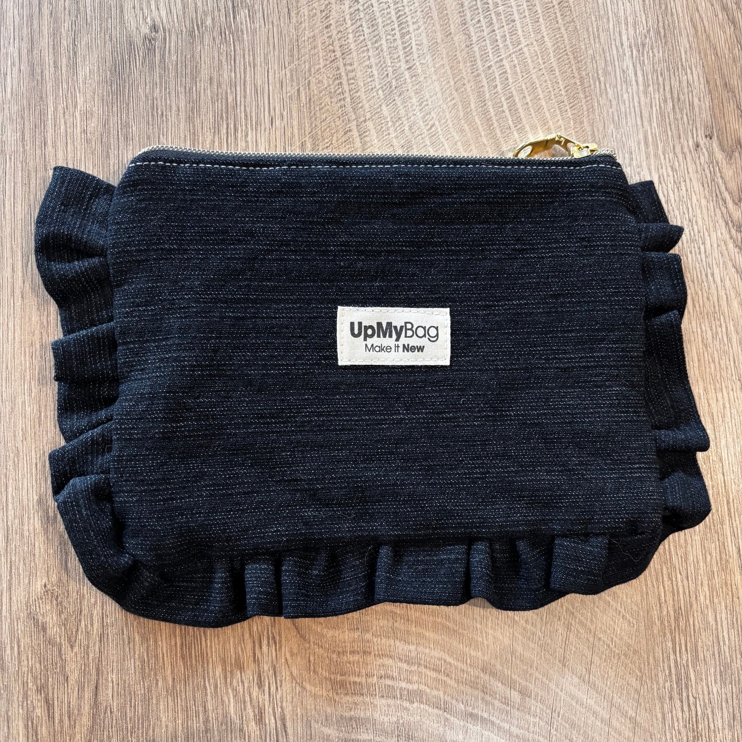 Pochette Claudette à froufrous noire