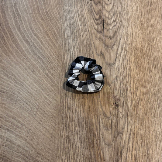 Chouchou mini noir à carreaux
