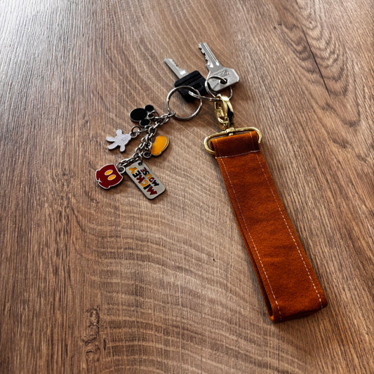 Porte-clés plat jaune moutarde