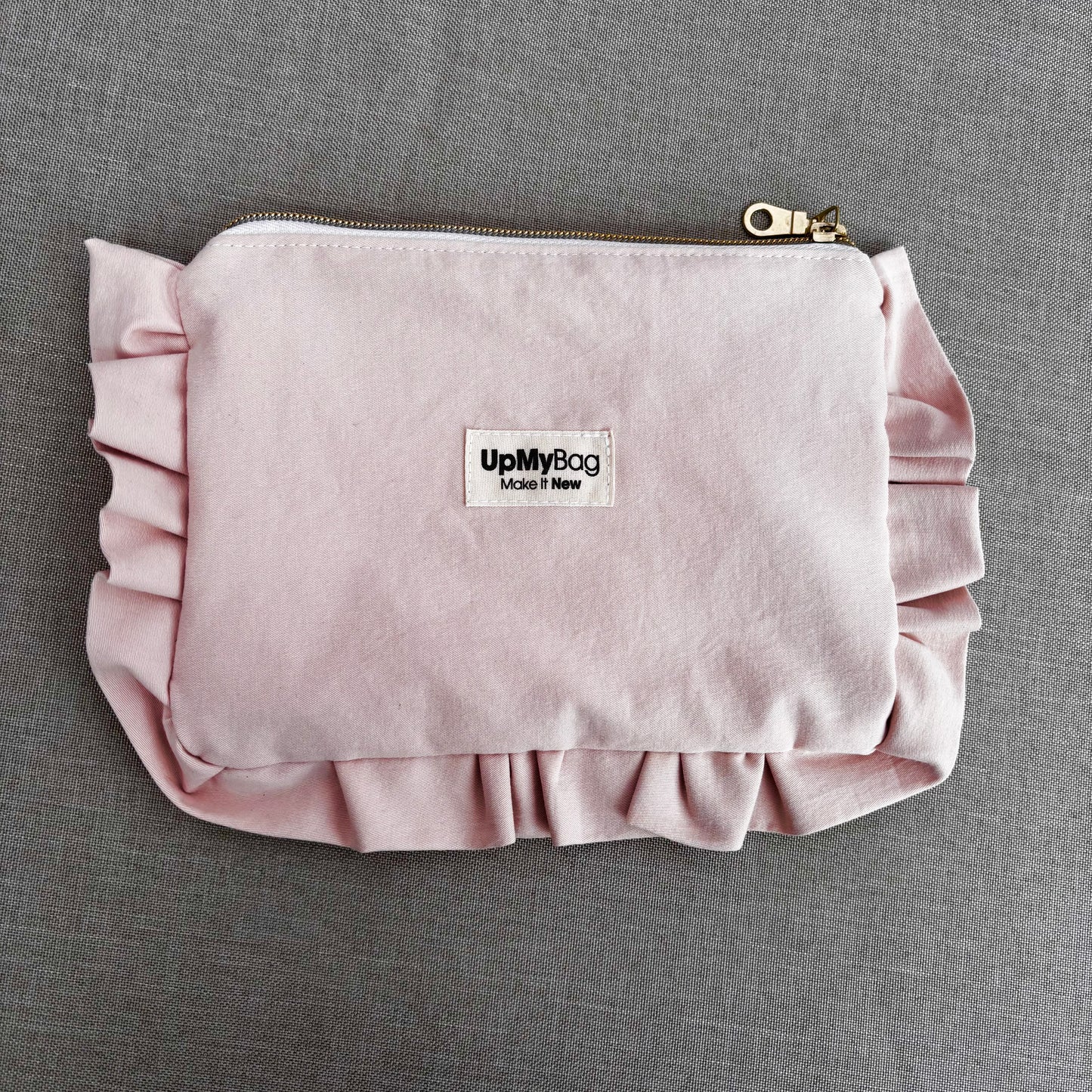 Pochette Claudette rose à froufrous